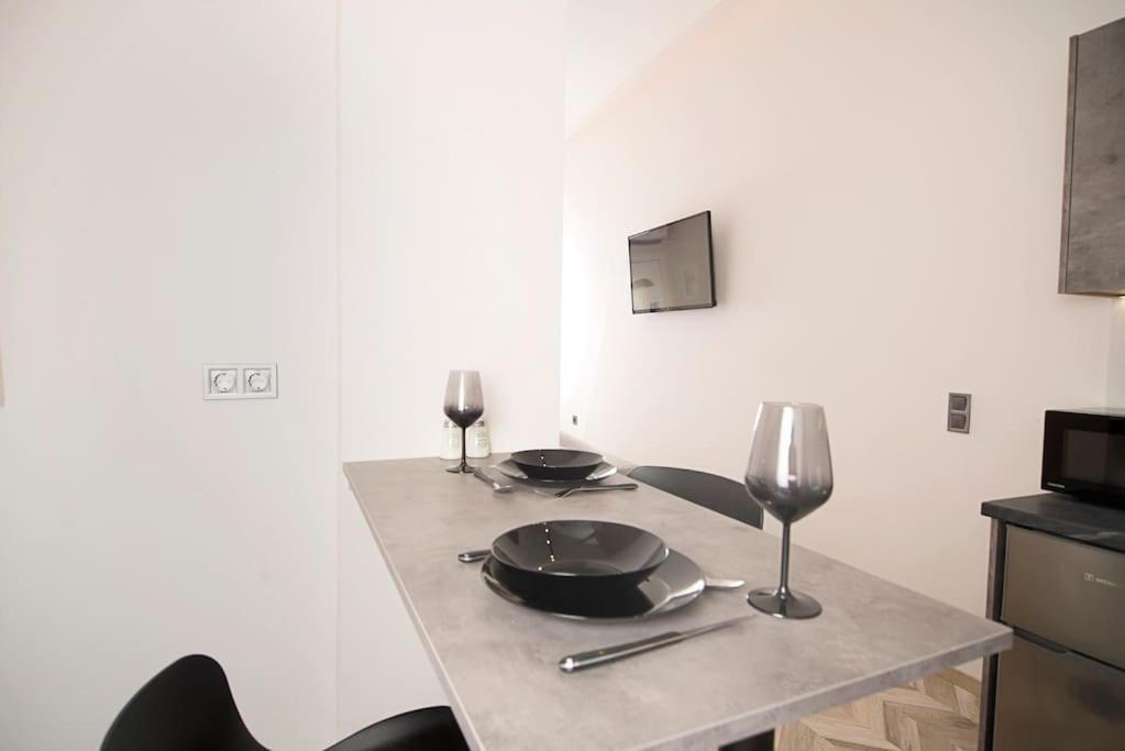 Joy'S Modern-Chic Home Kalamáta Buitenkant foto